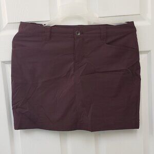 Eddie Bauer, woman's skort, plum zip button front, pockets, skorts, SZP10